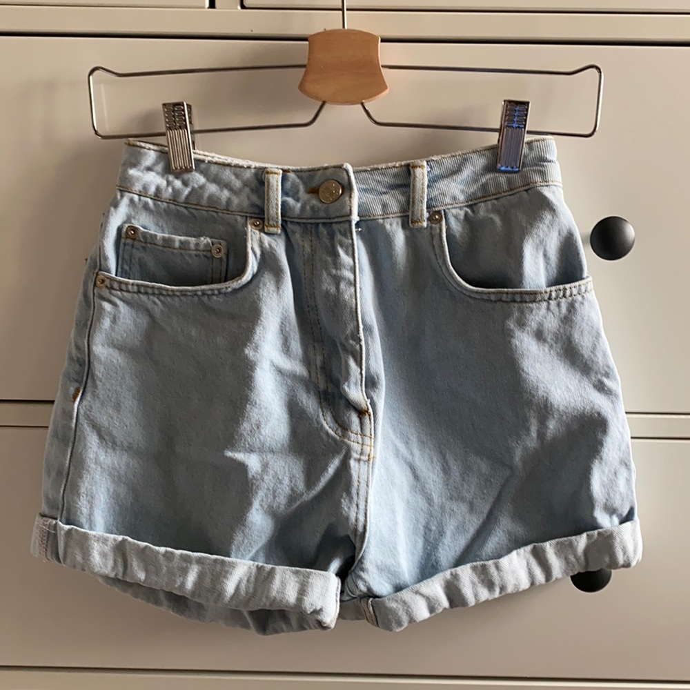 NA-KD High Rise Shorts